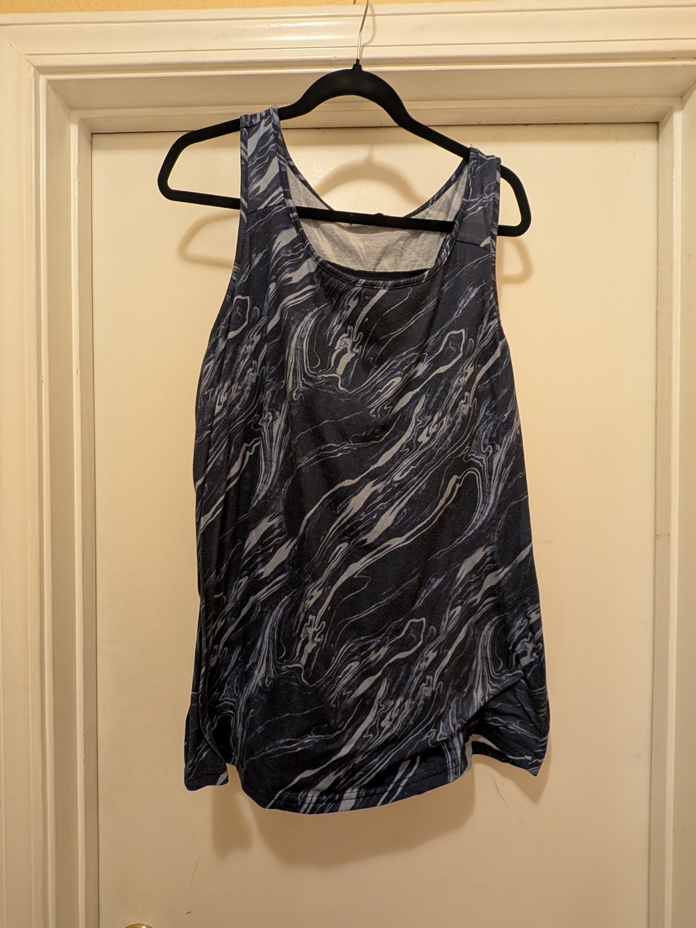 Cestyle 2XL Navy Light Blue Marble Workout Tank Built-In Shelf Bra